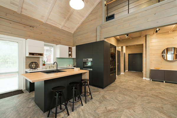 Частные дома и квартиры